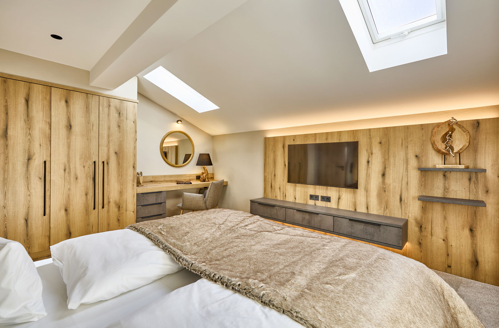 2605 Alpenhof Zi60 Suite M2b SZ